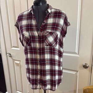 Plaid Sleeveless Women's Top